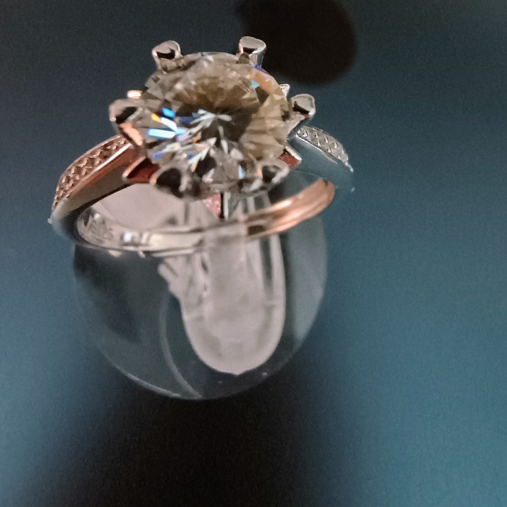 Radiant Silver Moissanite Ring 1 Ct - Picture 2 of 8